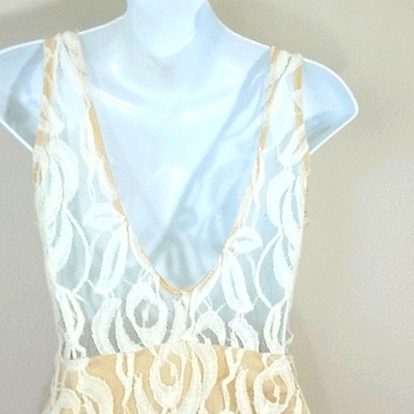 Sexy Coastal Cowgirl Lace Sundress Cream ivory white Lined stretch Deep V Back - Picture 6 of 13